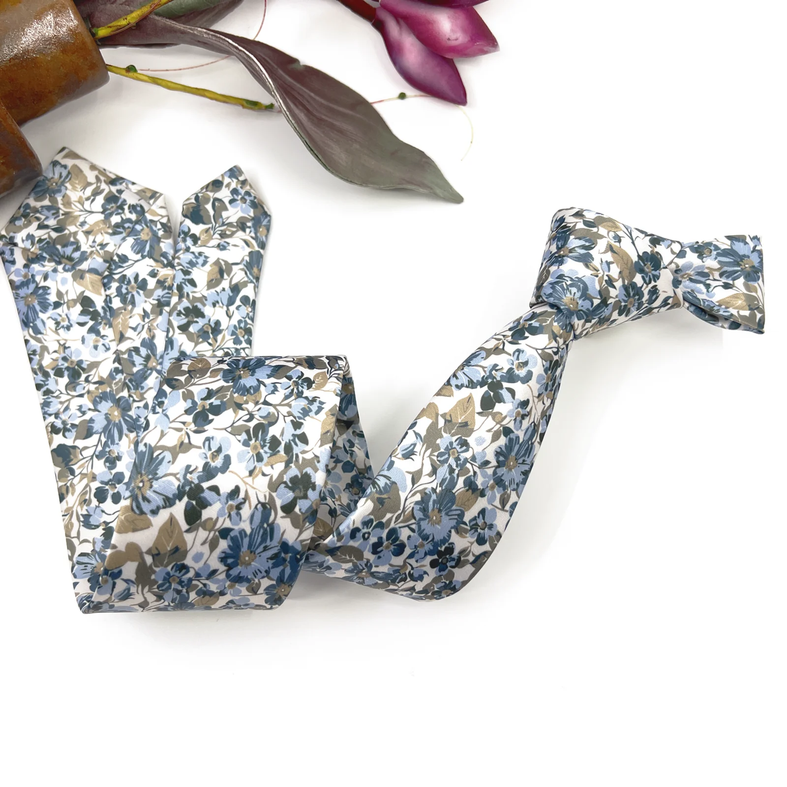 susp_tie_662_01 Dusty Blue Floral Necktie on Ecru Background - Image 1